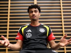 Nathaniel Brown está considerando favorecer a Alemanha em vez dos EUA antes do amistoso da Copa do Mundo