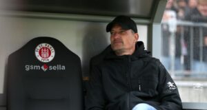 St. Pauli demitiu oficialmente Alexander Blessin, que era o técnico do time