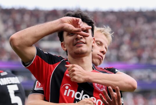 Galatasaray alocou 40 milhões de euros para a estrela do Eintracht Frankfurt