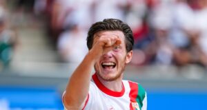 Augsburg confirmou a contratação permanente de Michael Gregoritsch