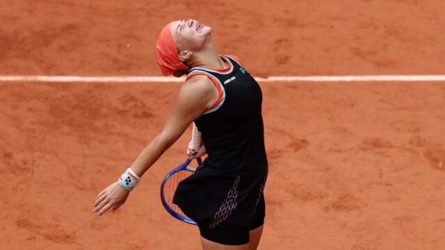2026-06-03T140244Z-910442102-UP1EM63130G68-RTRMADP-3-TENNIS-FRENCHOPEN.jpg