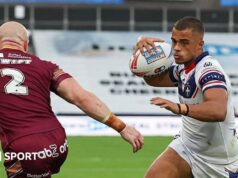 Corey Hall: Wakefield Trinity Center enfrenta seis semanas fora da Super League
