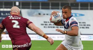 Corey Hall: Wakefield Trinity Center enfrenta seis semanas fora da Super League