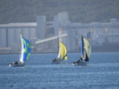 O handicap é jogado quando Zuri vence a quarta bateria do Princess Royal Sailing Club Winter Series