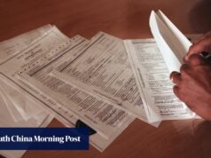 A taxa de visto H-1B de US$ 100 mil de Trump é um imposto ilegal, decide o juiz