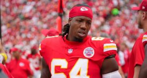 Relatórios: Falcons estão adquirindo OT Wanya Morris dos Chiefs.
