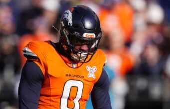 Broncos LB Jonathan Cooper se declara inocente de violência doméstica.