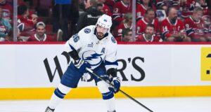 Lightning F Nikita Kucherov ganha o segundo Hart Trophy
