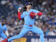 Com Dylan Seaz de volta, os Blue Jays tentaram desacelerar os Hot Phillies.
