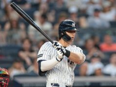 Os Yankees esperam um impulso ofensivo contra os visitantes Red Sox.