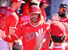 Depois da reta histórica, os Angels continuam em frente contra os Astros.