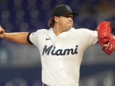 Tyler Phillips brilha como o gostoso Marlins esvaziando Diamondbacks.