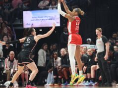 Chelsea Gray empatou o recorde de 3 pontos em um único jogo da WNBA com os Ases atacando.