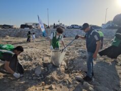 50 apicultores pretendem produzir 30 mil toneladas de mel de Uca em 6 locais em Sharqiya