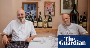 ‘Almoços longos são a nossa praia’: bistrô londrino acima de um pub ganha o restaurante britânico do ano | Restaurante
