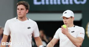 Resultados do Aberto da França em 2026: Henry Patton da Grã-Bretanha e seu parceiro finlandês Harry Halivara perdem na final de duplas masculinas