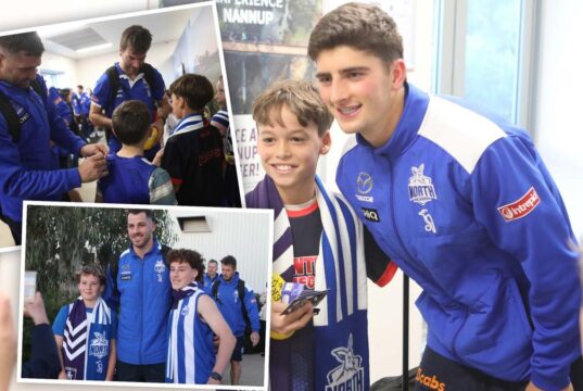 O North Melbourne Stars chegou a Busselton antes do confronto de Bunbury com o Fremantle Dockers