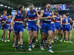 ‘Que adeus?’: Bonnet e Bulldogs são grandes para Hawks