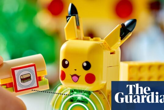 Lego lança tijolos ‘inteligentes’ de Pokémon equipados para batalhas interativas | Lego