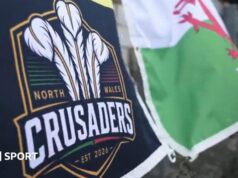Uma derrota recorde na liga de rugby, mas os Crusaders ganharam a sobrevivência