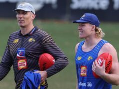 Robin Ganby: estrela lesionada do West Coast Eagles aparece em treinamento após evitar cirurgia