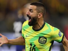 A lenda do futebol, Aziz Behich, não é muito conhecida em casa. Na Turquia, até a irmã dele tem