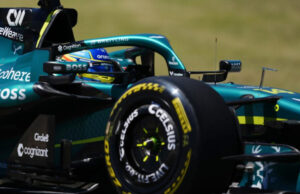 Alonso para na festa de Norris e Mercedes