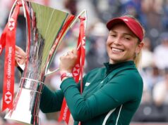 Vicky está se esforçando para vencer os Radukans na final do Queen’s