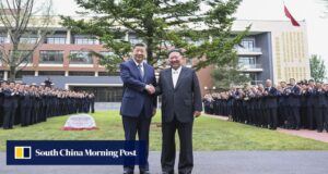 A visita de Xi Jinping à Coreia do Norte ajudou a fortalecer o papel de liderança da China?