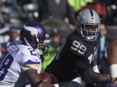 O ex-NFL All-Pro DE Alden Smith morreu aos 36 anos.