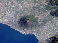 O astronauta avistou o Monte Vesúvio em 8 de junho de 2026 a partir da imagem espacial do dia.