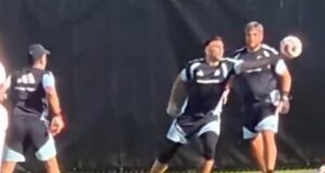 O impressionante treino de Dibu Martínez “com uma mão” para chegar à estreia da seleção nacional na Copa do Mundo de 2026