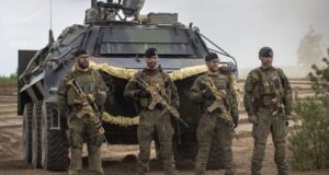 Os aliados orientais da OTAN ultrapassam a Europa Ocidental no aumento dos gastos com defesa