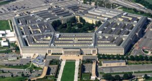 Departamento de Defesa dos Estados Unidos proíbe jornalistas de agências de notícias | Notícias da mídia