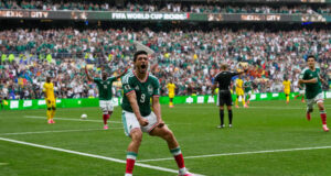 Copa do Mundo de 2026: México domina o jogo de abertura, enquanto a África do Sul tem 2 cartões vermelhos restantes.