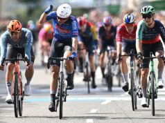 Copenhagen Sprint: A fuga ficou em jogo enquanto Jasper Philipsen evitava acidentes e caos para reivindicar a vitória no sprint.