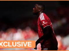 Ibrahima Konate manteve negociações de transferência entre Man United e Chelsea