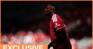 Ibrahima Konate manteve negociações de transferência entre Man United e Chelsea