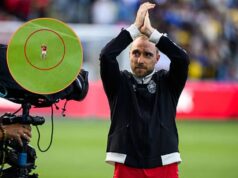 Christian Eriksen desmaia mais uma vez durante a partida entre Dinamarca e Ucrânia, quando a partida foi abandonada
