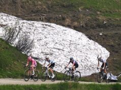 Anna van der Breggen admite que as distâncias mais curtas em Finestre exigiram uma mudança de ideias. ‘A mais sofrimento nesta escalada’ enquanto defende as líderes femininas do Giro d’Italia