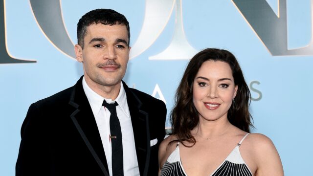 Christopher-Abbott-and-Aubrey-Plaza.jpg