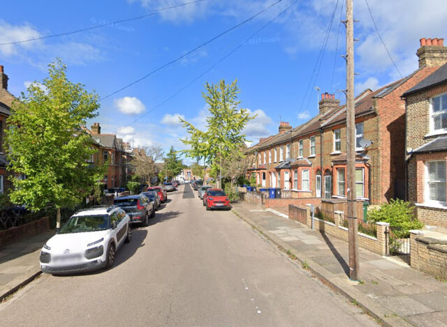 Dale-Grove-Barnet-Gmaps.jpg