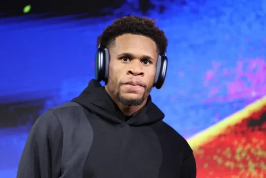 Devin Haynie prepara Keshawn Davis para o confronto pelo título.