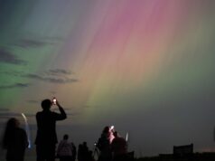 Onde e como assistir a aurora boreal nos EUA na segunda-feira