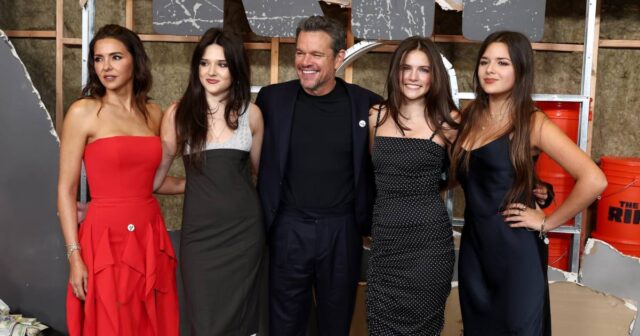 GettyImages-2256163599-Matt-Damon-Daughters.jpg