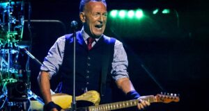 Assista Bruce Springsteen tocar com Jon Bon Jovi no Musical America