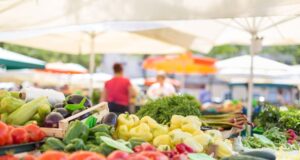 Mercado de agricultores de alimentos de Pearl County reabre após 10 anos