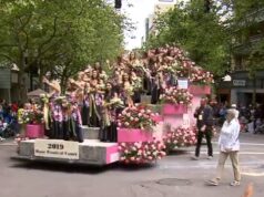Rose Festival Grand Floral Parade para marcar o retorno de Portland