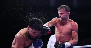 Josh Padley vence Aqib Fayyaz e mantém o título europeu em Sheffield