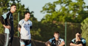 A resposta de Dibu Martínez que mudou o humor de todos no segundo dia da Seleção do Kansas